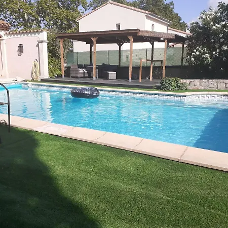 Superbe Grand Studio Tout Confort Avec Exterieur Poussan Exterior photo