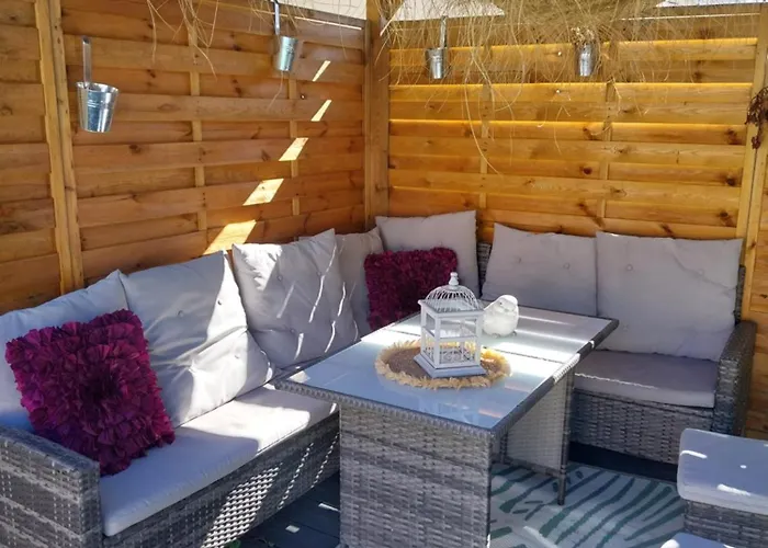Superbe Grand Studio Tout Confort Avec Exterieur