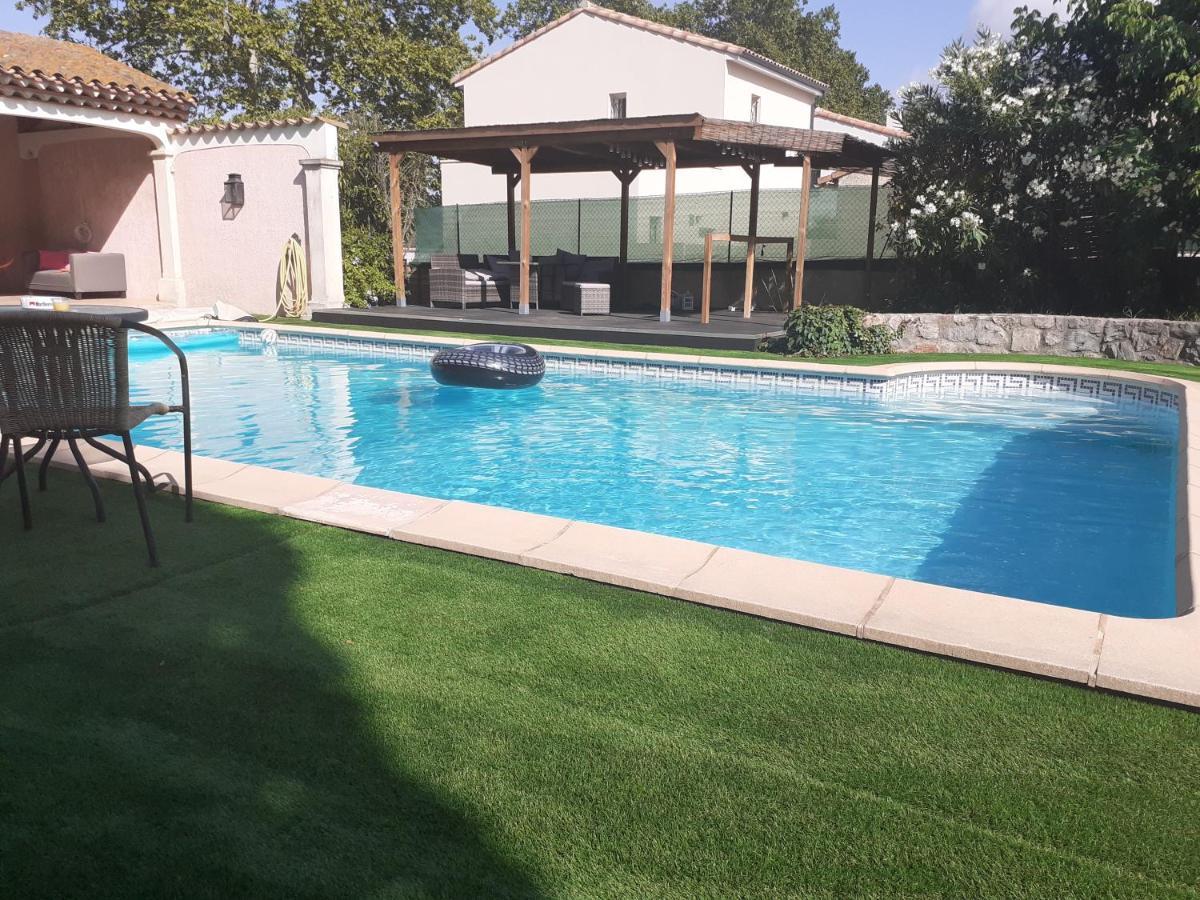 Superbe Grand Confort Avec Exterieur Apartment Poussan